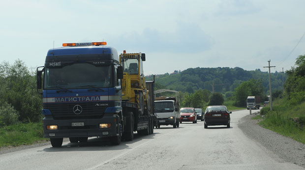 Правилник за возаче камен спотицања